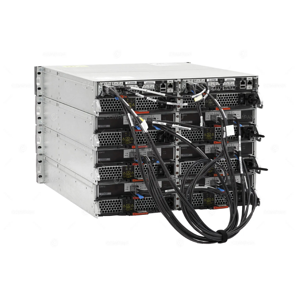 NetApp FAS2650 Controller + 3x NetApp DS224C Storage SAS X343A-R6 X341A